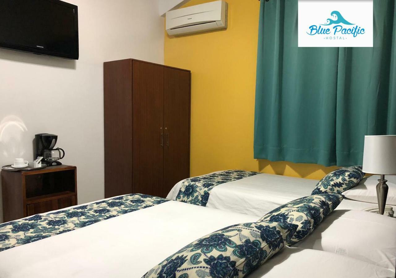 Hostal Blue Pacific Manta Exterior photo