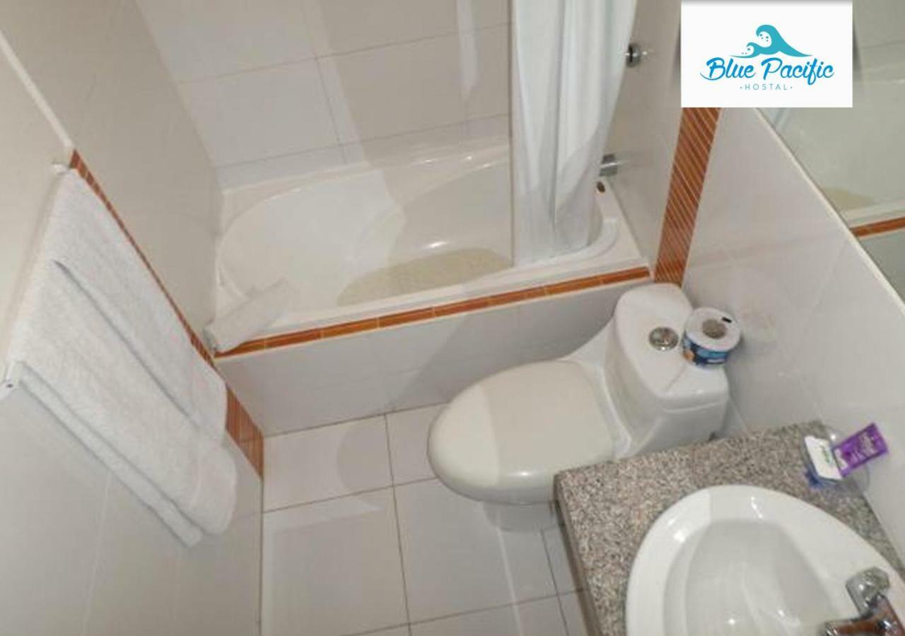 Hostal Blue Pacific Manta Exterior photo